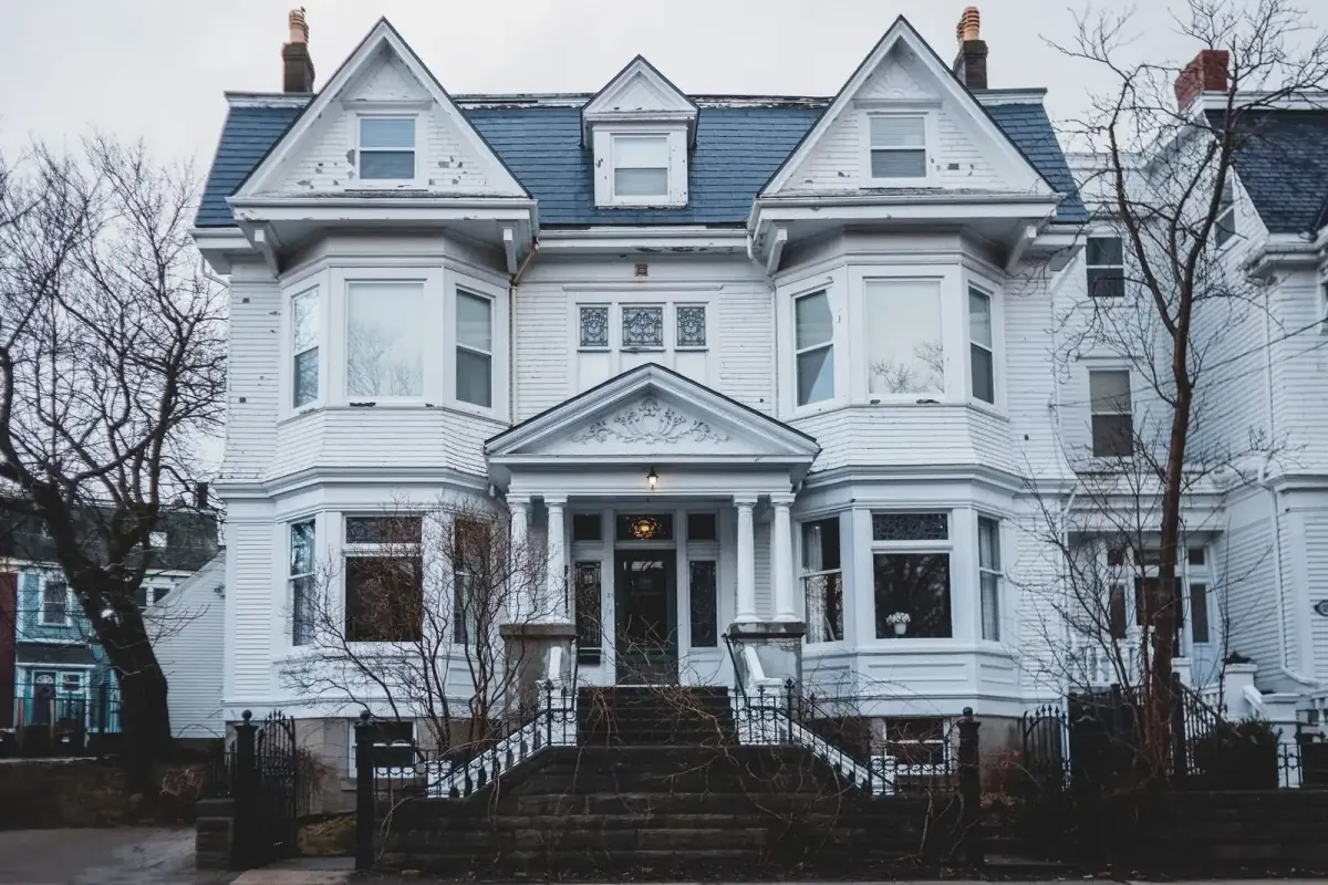 Victorian house near the ocean in a shore city